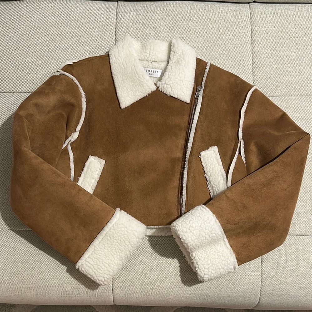 Faux Shearling Cropped Jacket - Picture 2 of 6